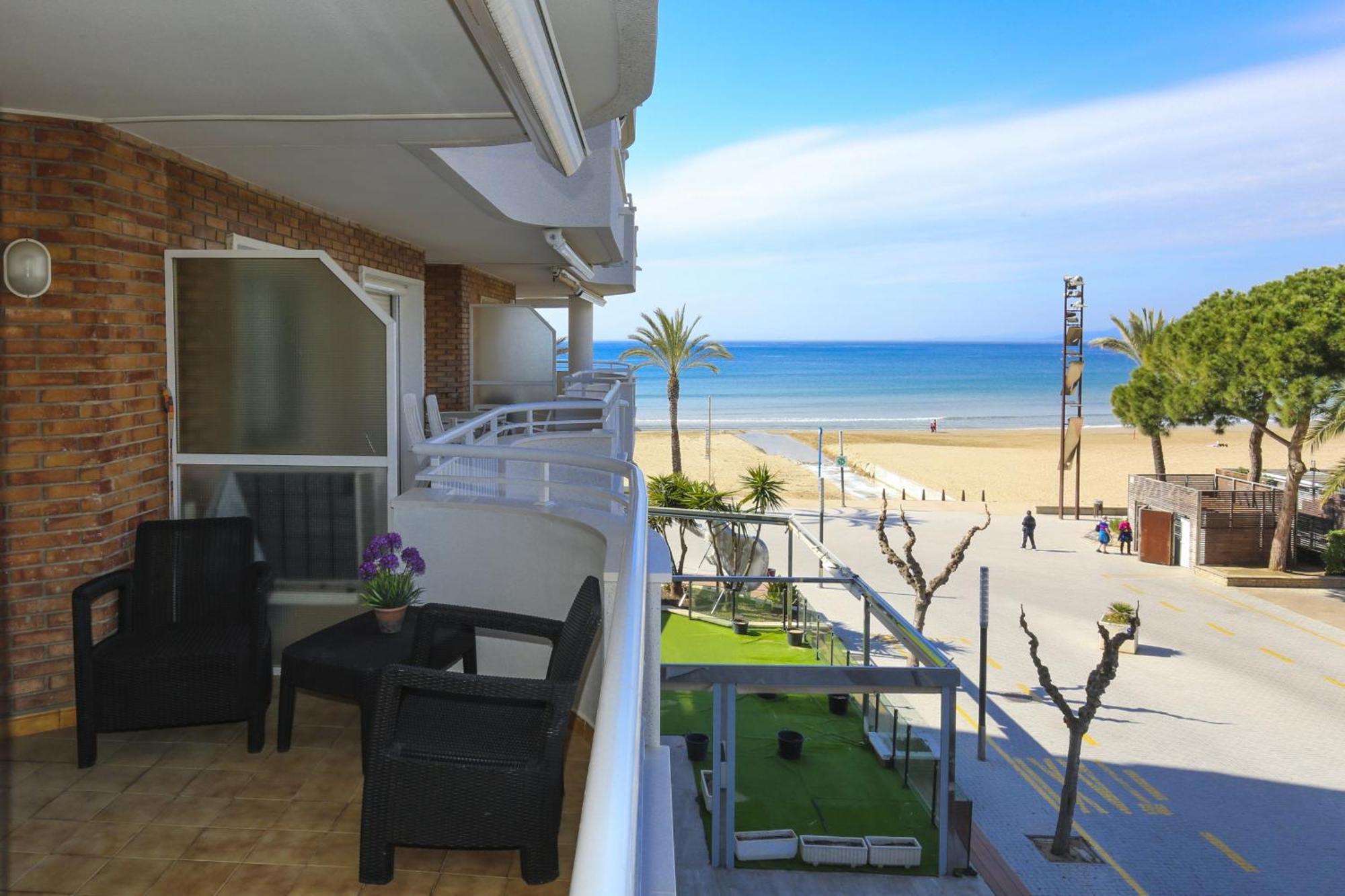 Santillana Homestay By Turismar Salou Dış mekan fotoğraf
